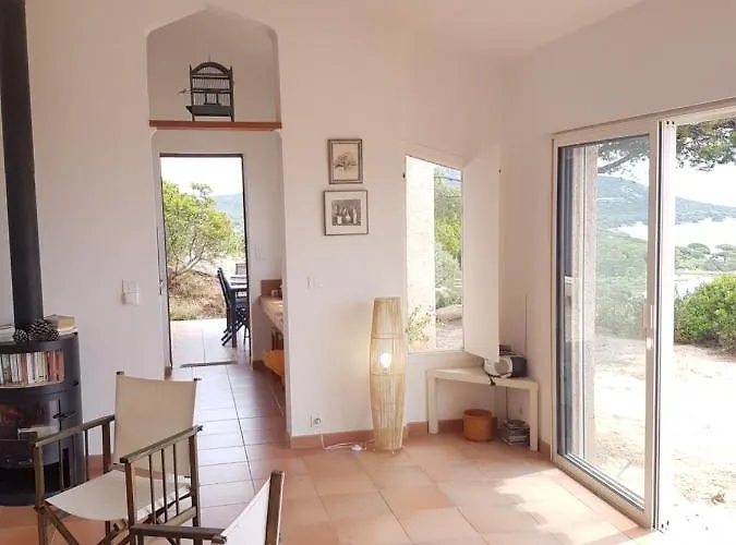 Дом отдыха Maison Sur Palombaggia *